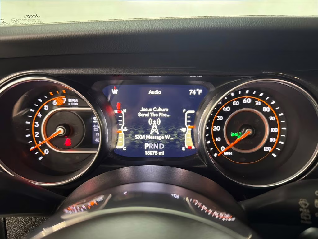 2023 Silver Zynith Clearcoat Jeep Wrangler Rubicon 392 4X4 SUV