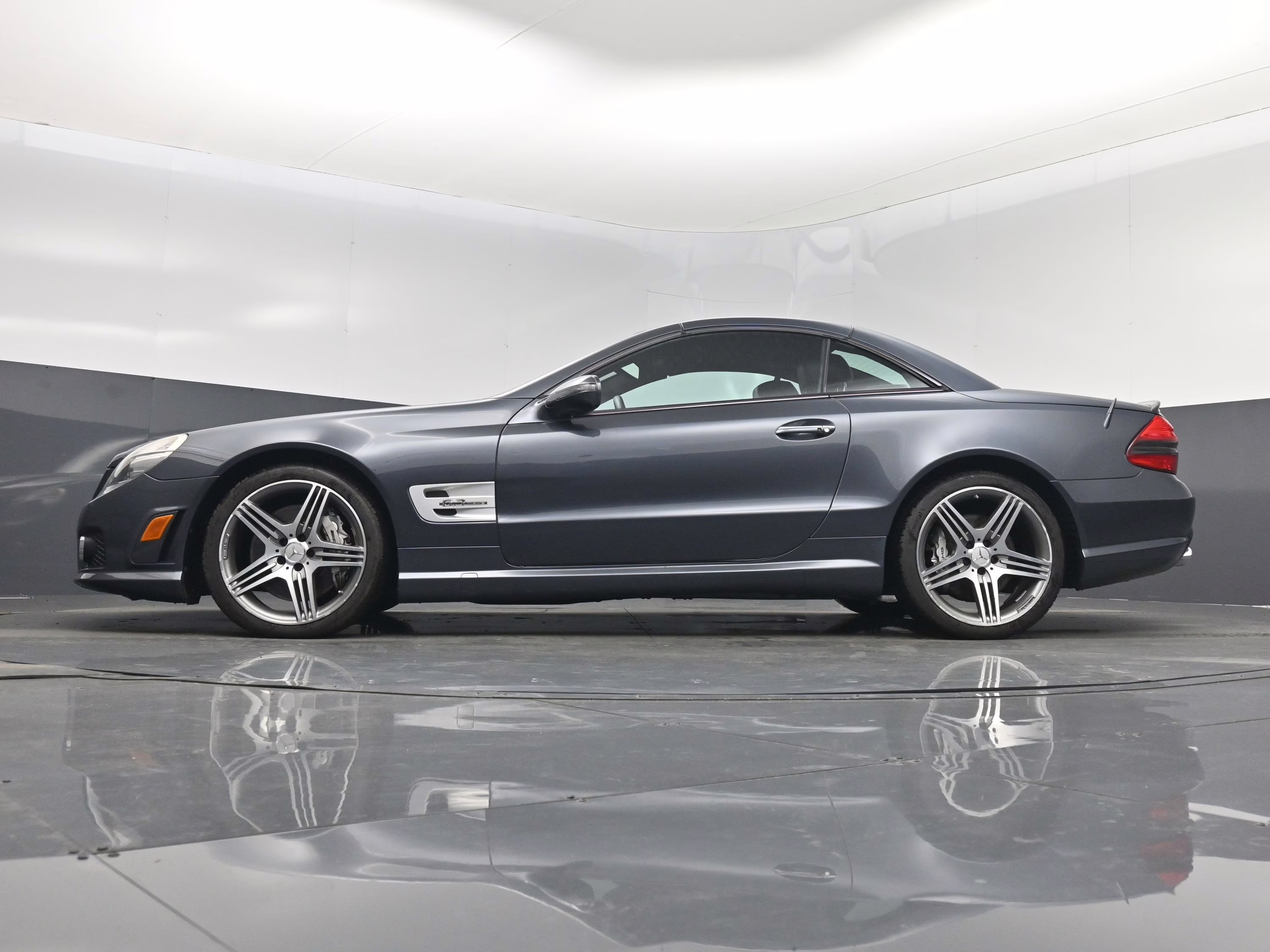 2009 Steel Gray Metallic Mercedes-Benz SL-Class SL 63 AMG RWD Convertible