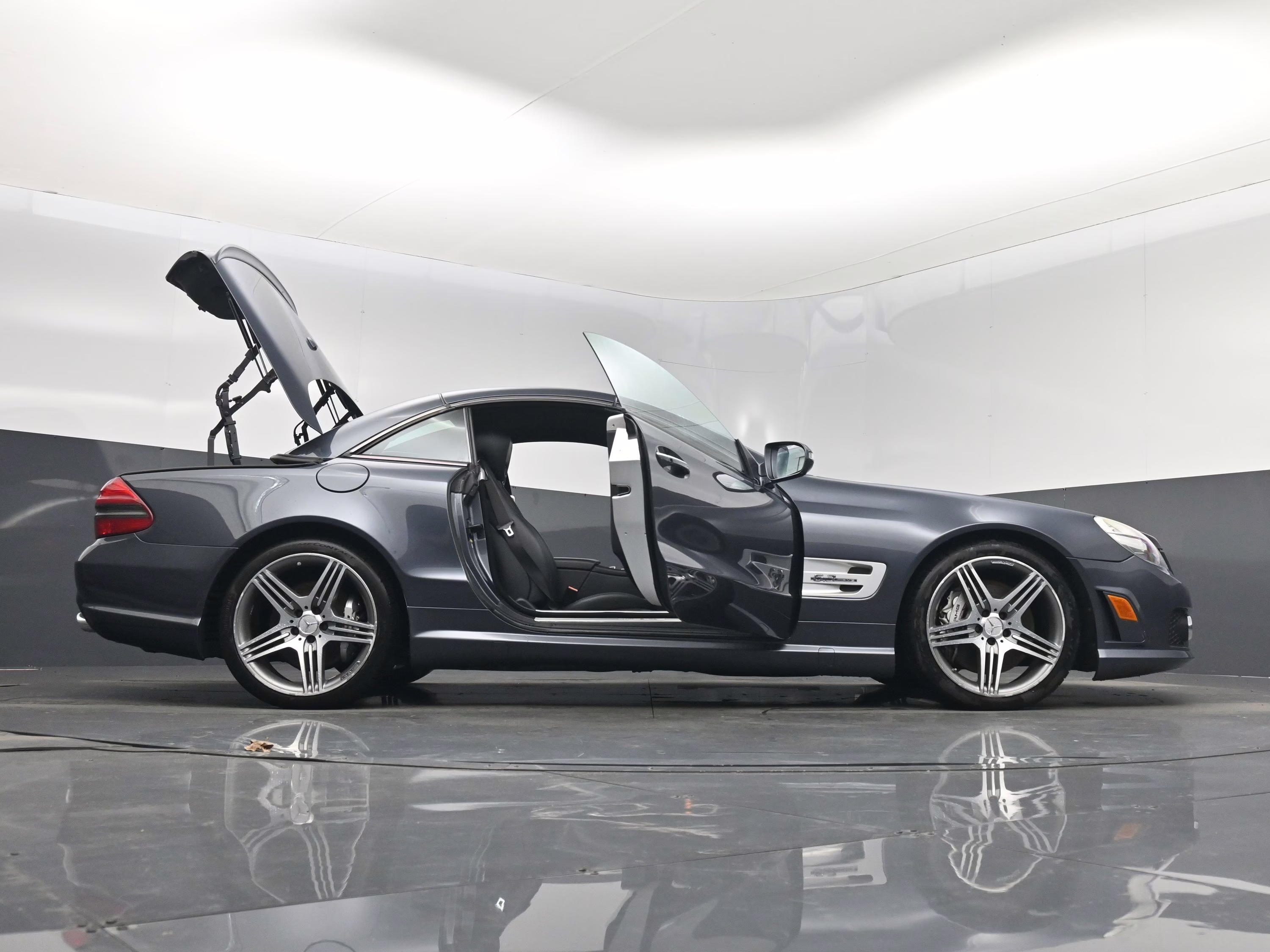 2009 Steel Gray Metallic Mercedes-Benz SL-Class SL 63 AMG RWD Convertible