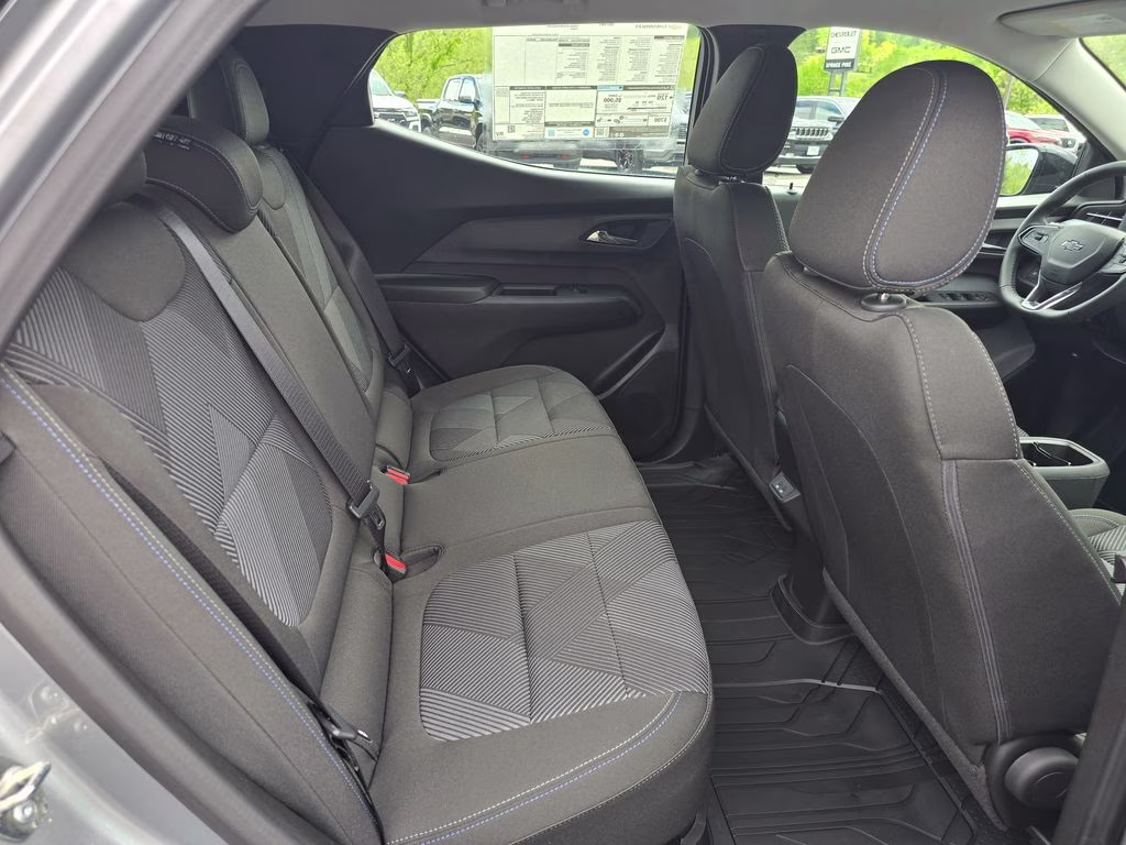 2027 Sterling Gray Metallic Chevrolet Bolt EV LT FWD SUV