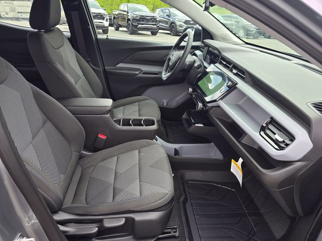 2027 Sterling Gray Metallic Chevrolet Bolt EV LT FWD SUV