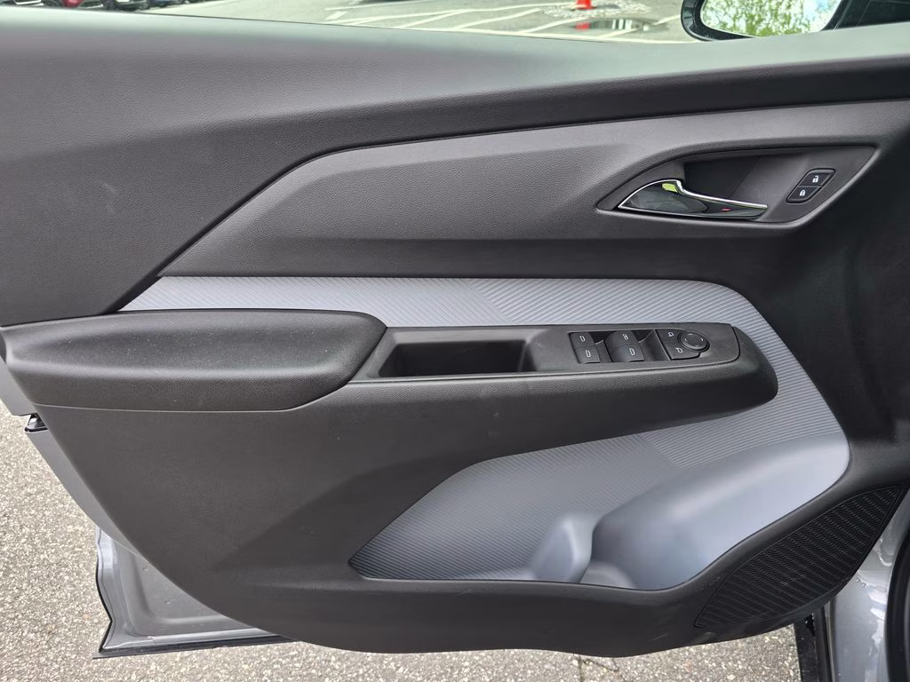 2027 Sterling Gray Metallic Chevrolet Bolt EV LT FWD SUV
