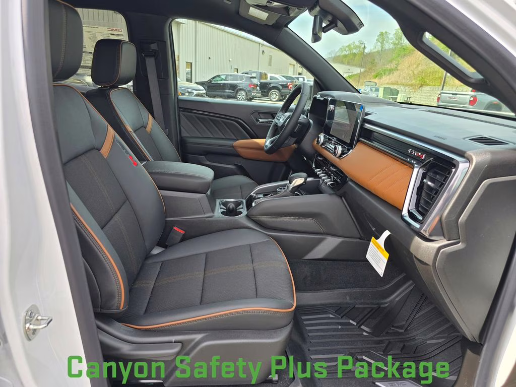 2026 Summit White GMC Canyon AT4 4X4 Truck