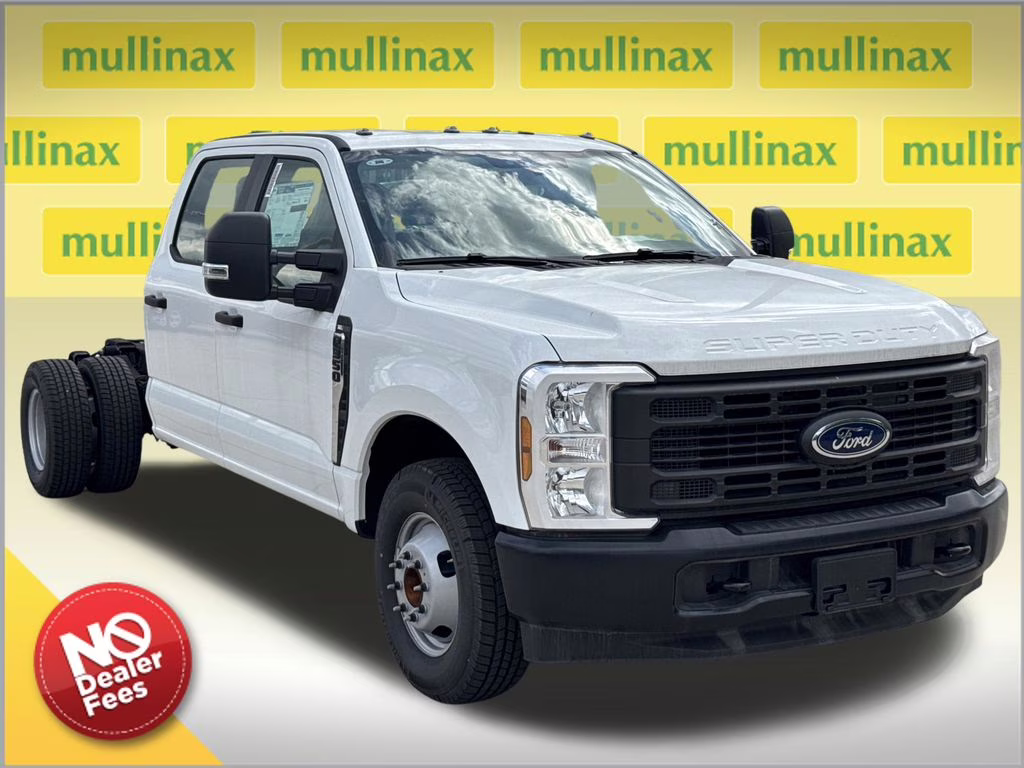 2025 Oxford White Ford Super Duty F-350 DRW XL RWD Chassis