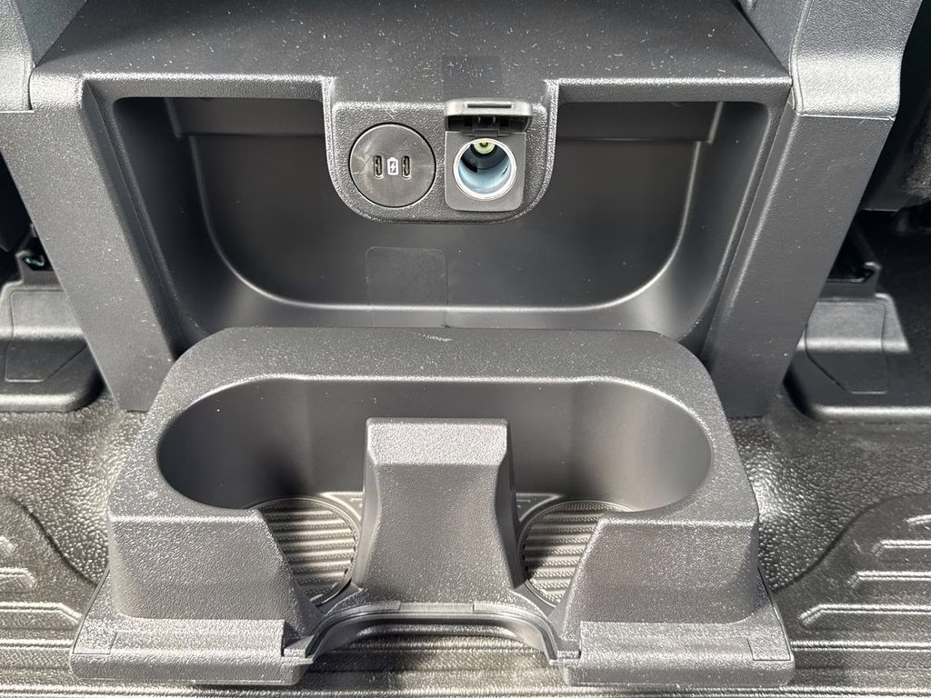 2025 Oxford White Ford Super Duty F-350 DRW XL RWD Chassis