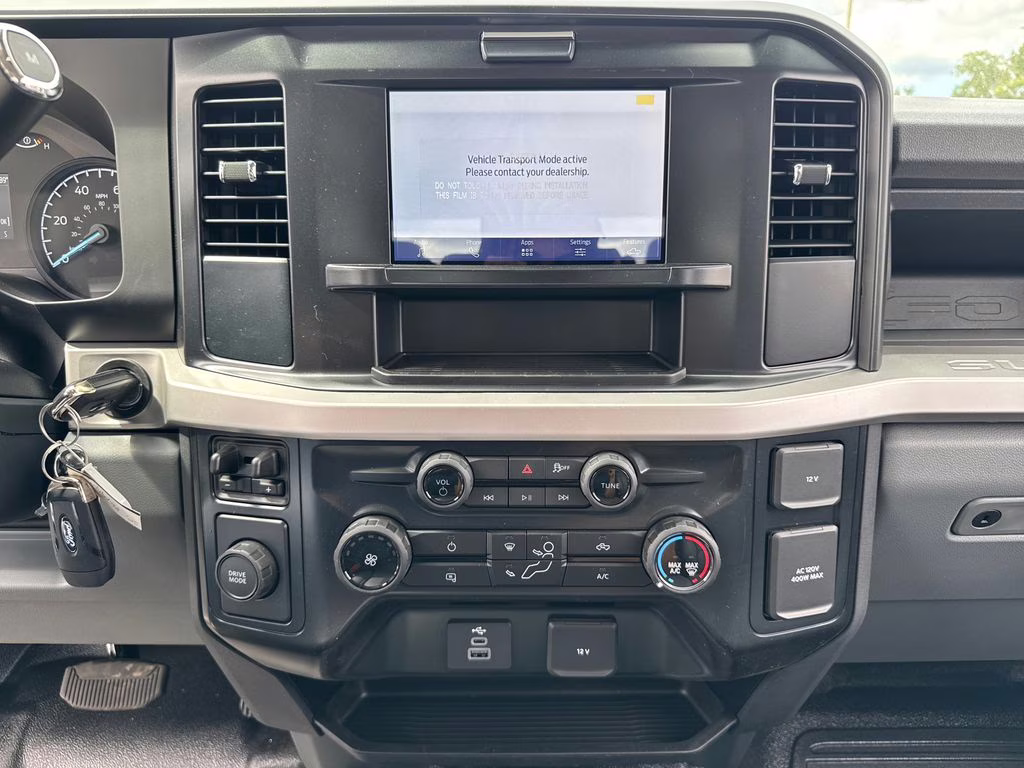 2025 Oxford White Ford Super Duty F-350 DRW XL RWD Chassis