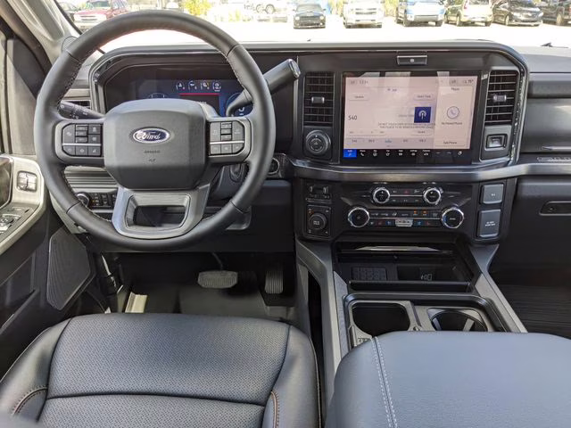 2026 Avalanche Ford Super Duty F-250 SRW Lariat 4X4 Truck