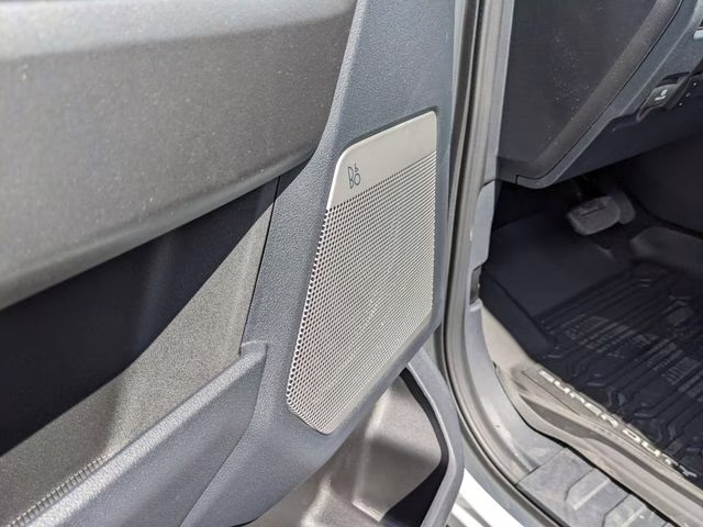 2026 Avalanche Ford Super Duty F-250 SRW Lariat 4X4 Truck