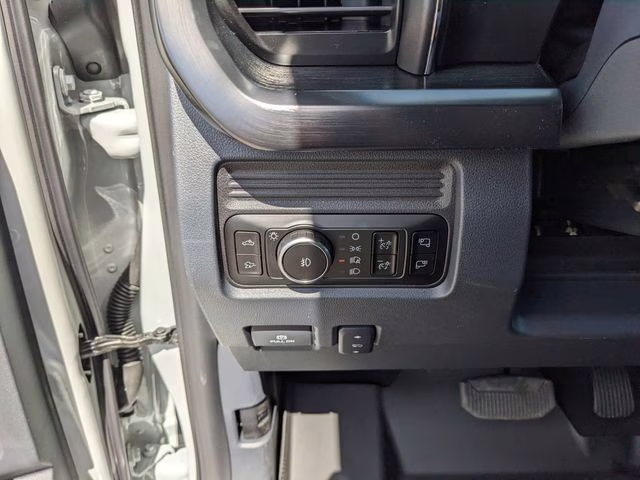 2026 Avalanche Ford Super Duty F-250 SRW Lariat 4X4 Truck