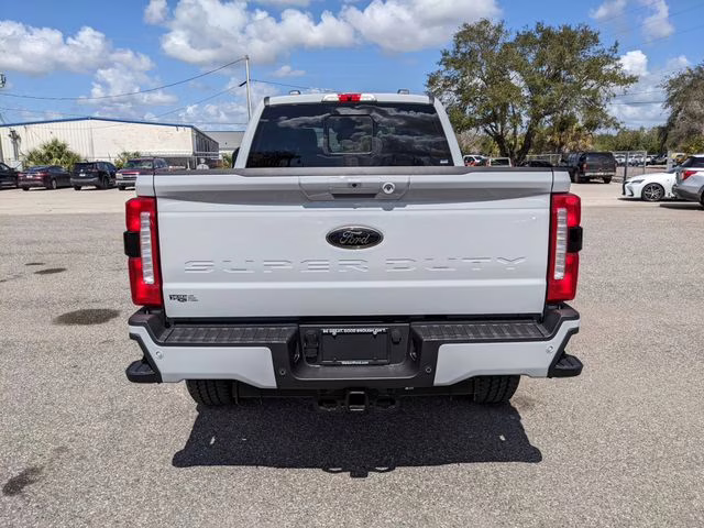 2026 Avalanche Ford Super Duty F-250 SRW Lariat 4X4 Truck