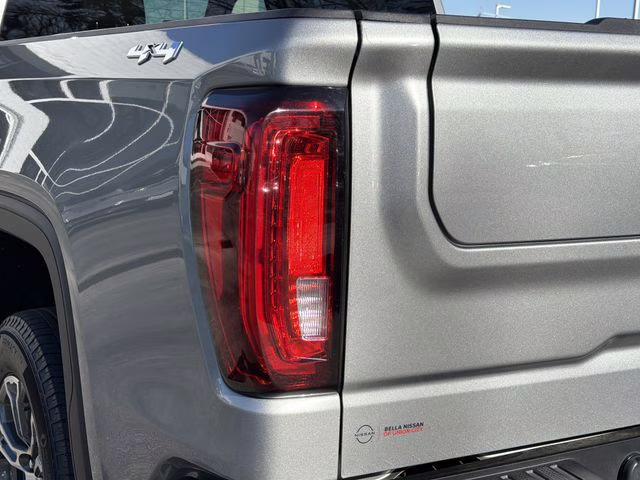 2025 Sterling Metallic GMC Sierra 1500 SLT 4X4 Truck