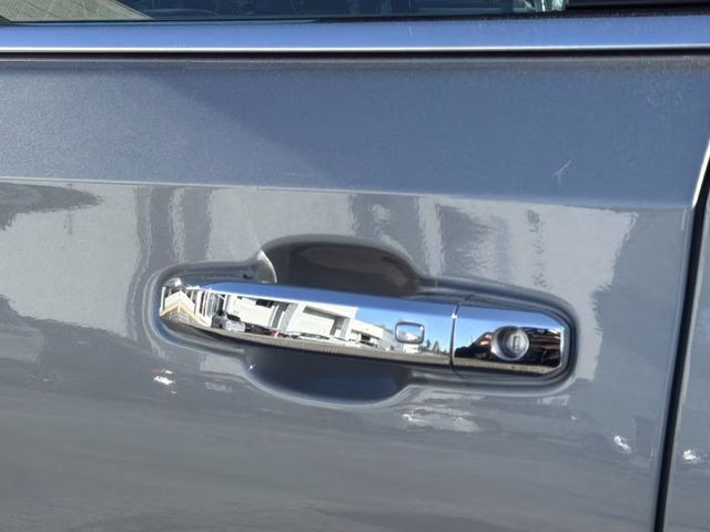 2025 Sterling Metallic GMC Sierra 1500 SLT 4X4 Truck