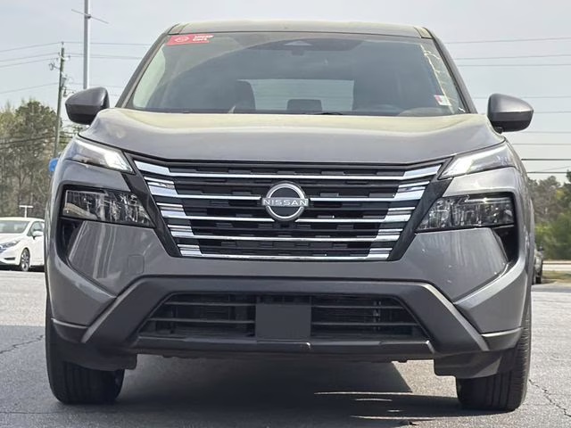 2025 Gun Metallic Nissan Rogue SV FWD SUV