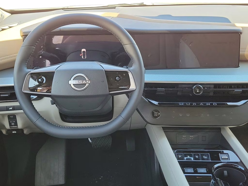 2026 Everest White Pearl/Black Nissan Murano Platinum AWD SUV