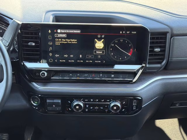 2025 Sterling Metallic GMC Sierra 1500 SLT 4X4 Truck