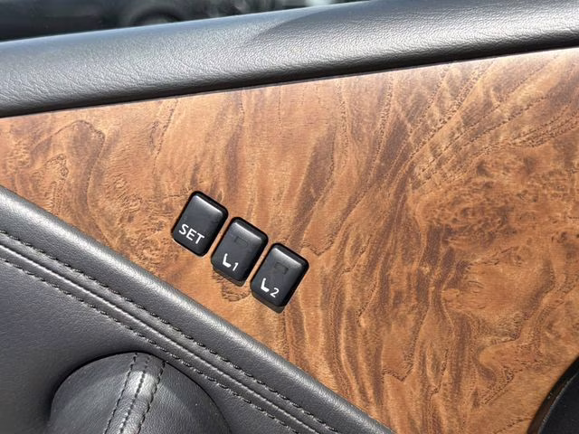 2024 Hermosa Blue Pearl Nissan Armada SL 4X4 SUV