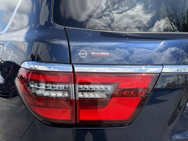 2024 Hermosa Blue Pearl Nissan Armada SL 4X4 SUV
