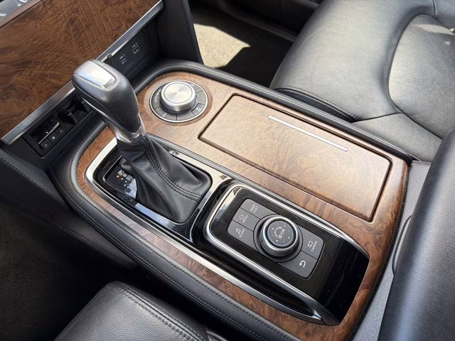 2024 Hermosa Blue Pearl Nissan Armada SL 4X4 SUV