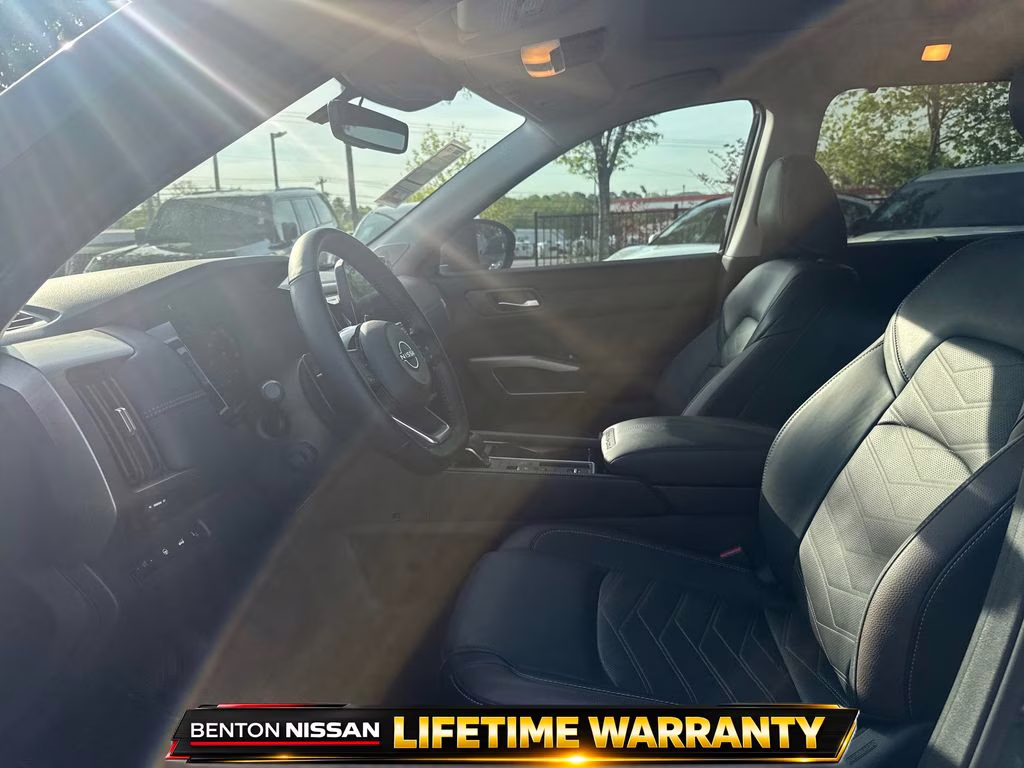 2025 Obsidian Green Pearl Nissan Pathfinder Platinum FWD SUV