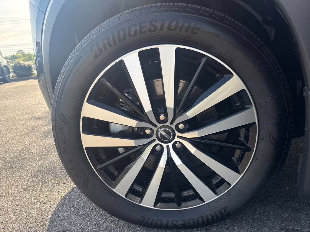 2025 Obsidian Green Pearl Nissan Pathfinder Platinum FWD SUV