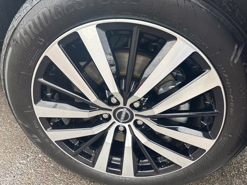 2025 Obsidian Green Pearl Nissan Pathfinder Platinum FWD SUV