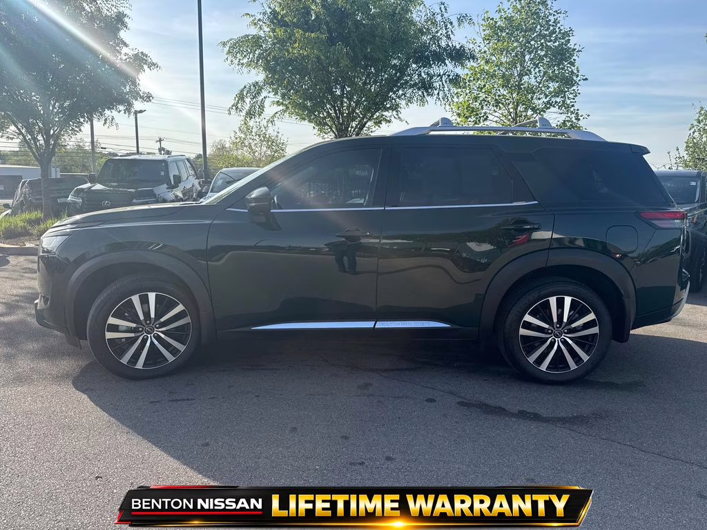 2025 Obsidian Green Pearl Nissan Pathfinder Platinum FWD SUV