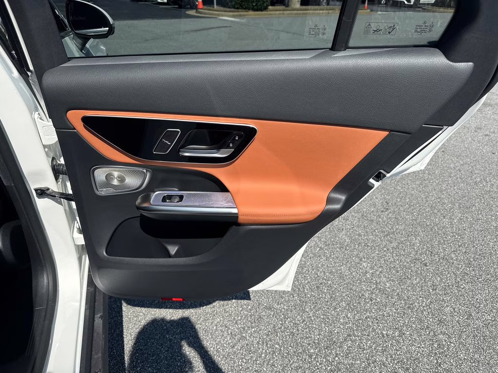 2026 104/149white Mercedes-Benz GLC GLC 300 AWD SUV