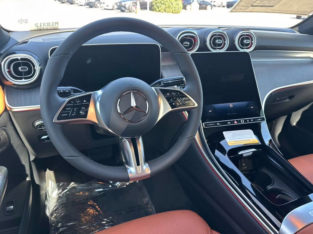 2026 104/149white Mercedes-Benz GLC GLC 300 AWD SUV