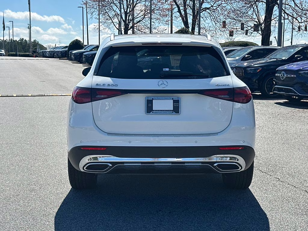 2026 104/149white Mercedes-Benz GLC GLC 300 AWD SUV