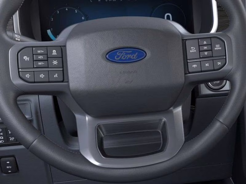 2026 Oxford White Ford F-150 LARIAT 4X4 Truck