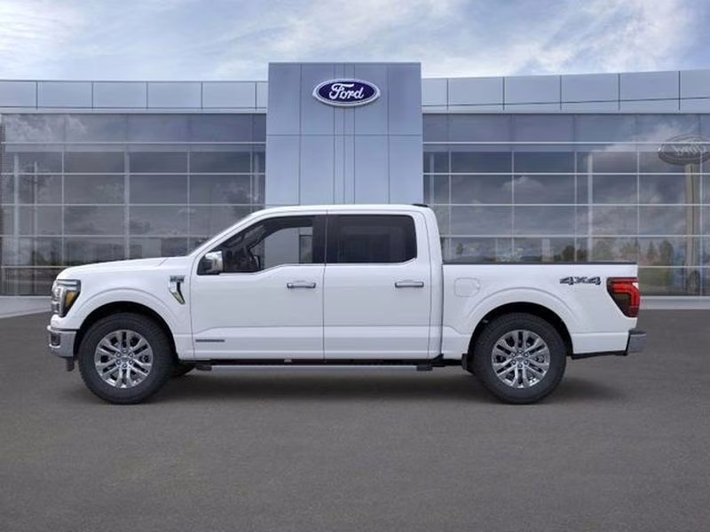 2026 Oxford White Ford F-150 LARIAT 4X4 Truck