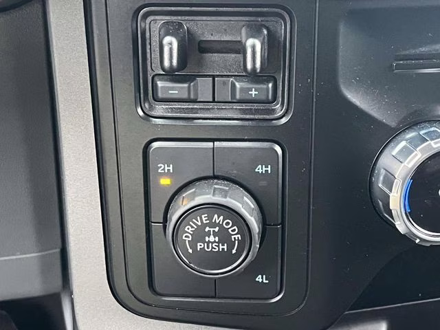 2023 Chili Pepper Red Ford F-150 XLT 4X4 Truck