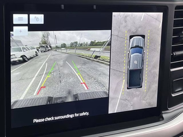 2023 Chili Pepper Red Ford F-150 XLT 4X4 Truck