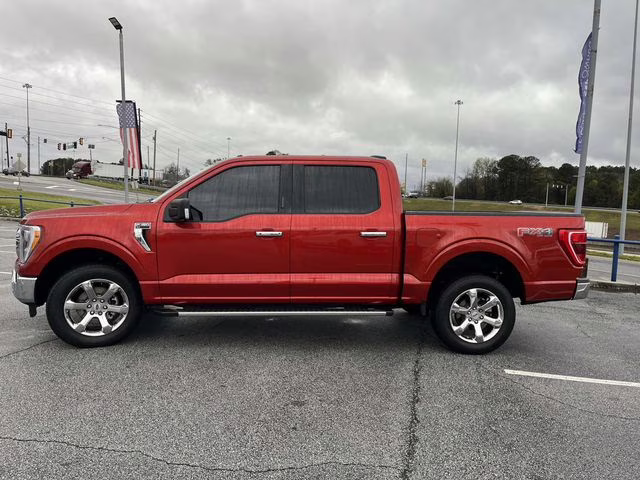 2023 Chili Pepper Red Ford F-150 XLT 4X4 Truck