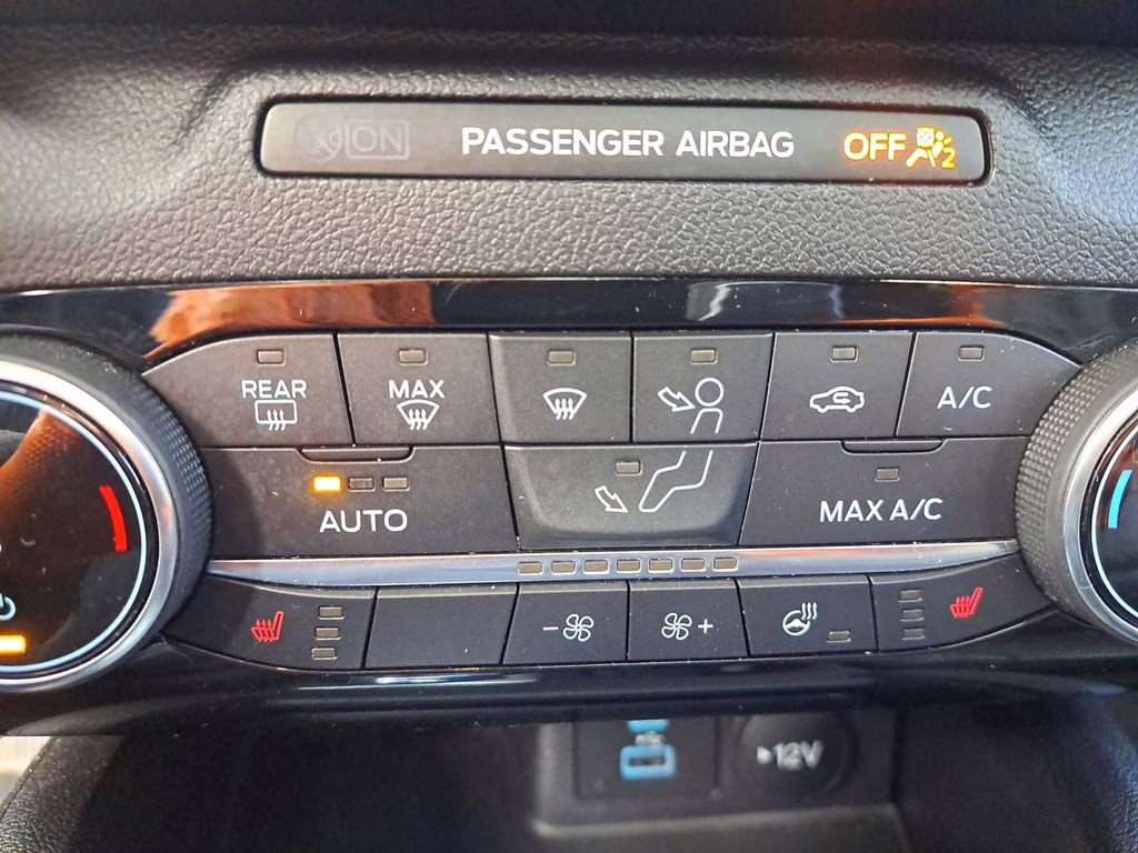 2022 White Metallic Ford Escape Titanium w/Panoramic Roof AWD SUV