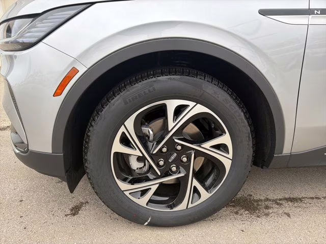 2026 Radiance Metallic Lincoln Nautilus Premiere AWD SUV