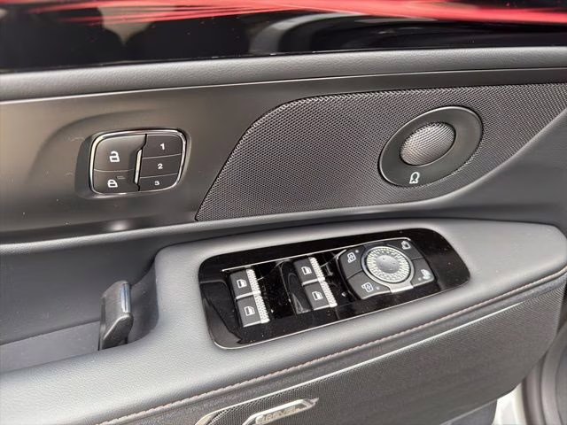 2026 Radiance Metallic Lincoln Nautilus Premiere AWD SUV