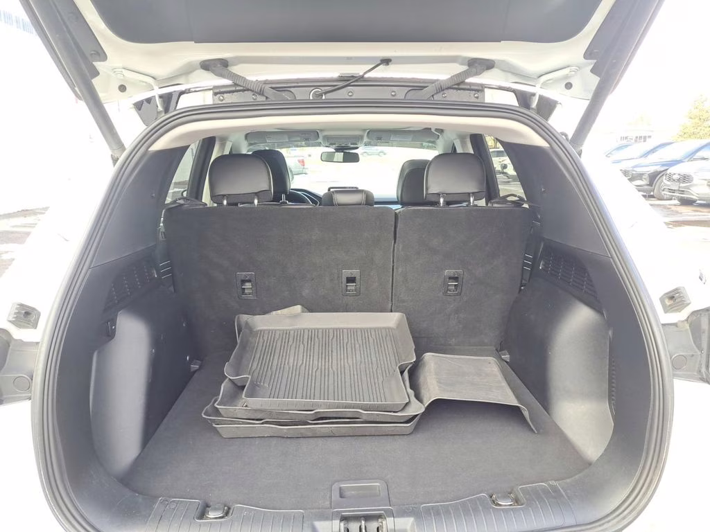 2022 White Metallic Ford Escape Titanium w/Panoramic Roof AWD SUV