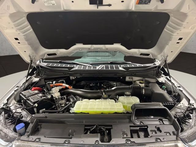 2026 Iconic Silver Metallic Ford F-150 Lariat 4X4 Truck