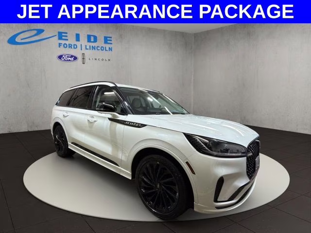 2026 Pristine White Metallic Tri-Coat Lincoln Aviator Reserve AWD SUV