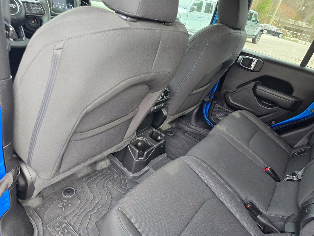 2023 Hydro Blue Pearlcoat Jeep Gladiator Sport S 4X4 Truck