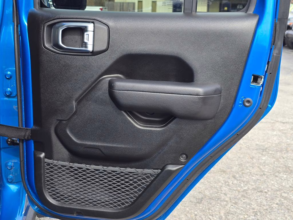 2023 Hydro Blue Pearlcoat Jeep Gladiator Sport S 4X4 Truck