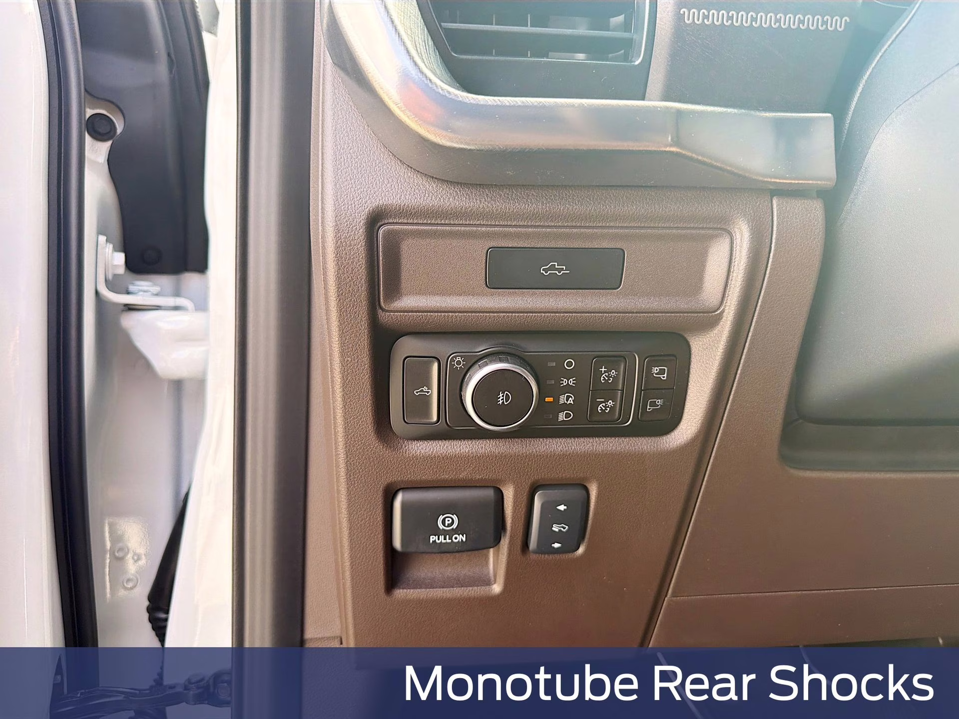 2026 Star White Metallic Tri-Coat Ford F-150 King Ranch 4X4 Truck