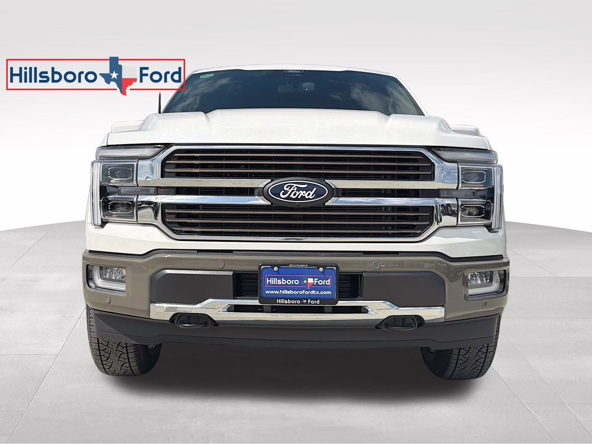 2026 Star White Metallic Tri-Coat Ford F-150 King Ranch 4X4 Truck