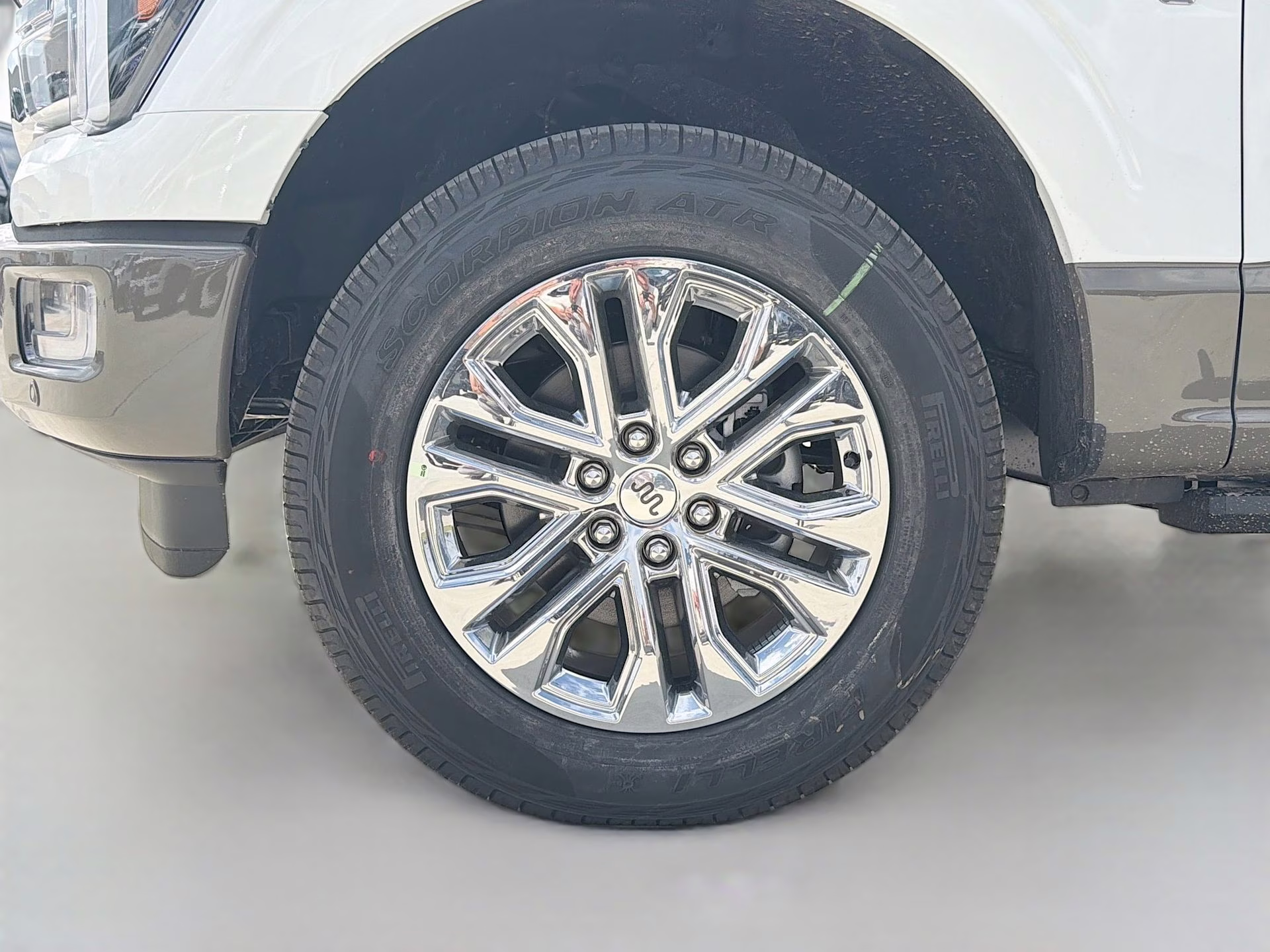 2026 Star White Metallic Tri-Coat Ford F-150 King Ranch 4X4 Truck