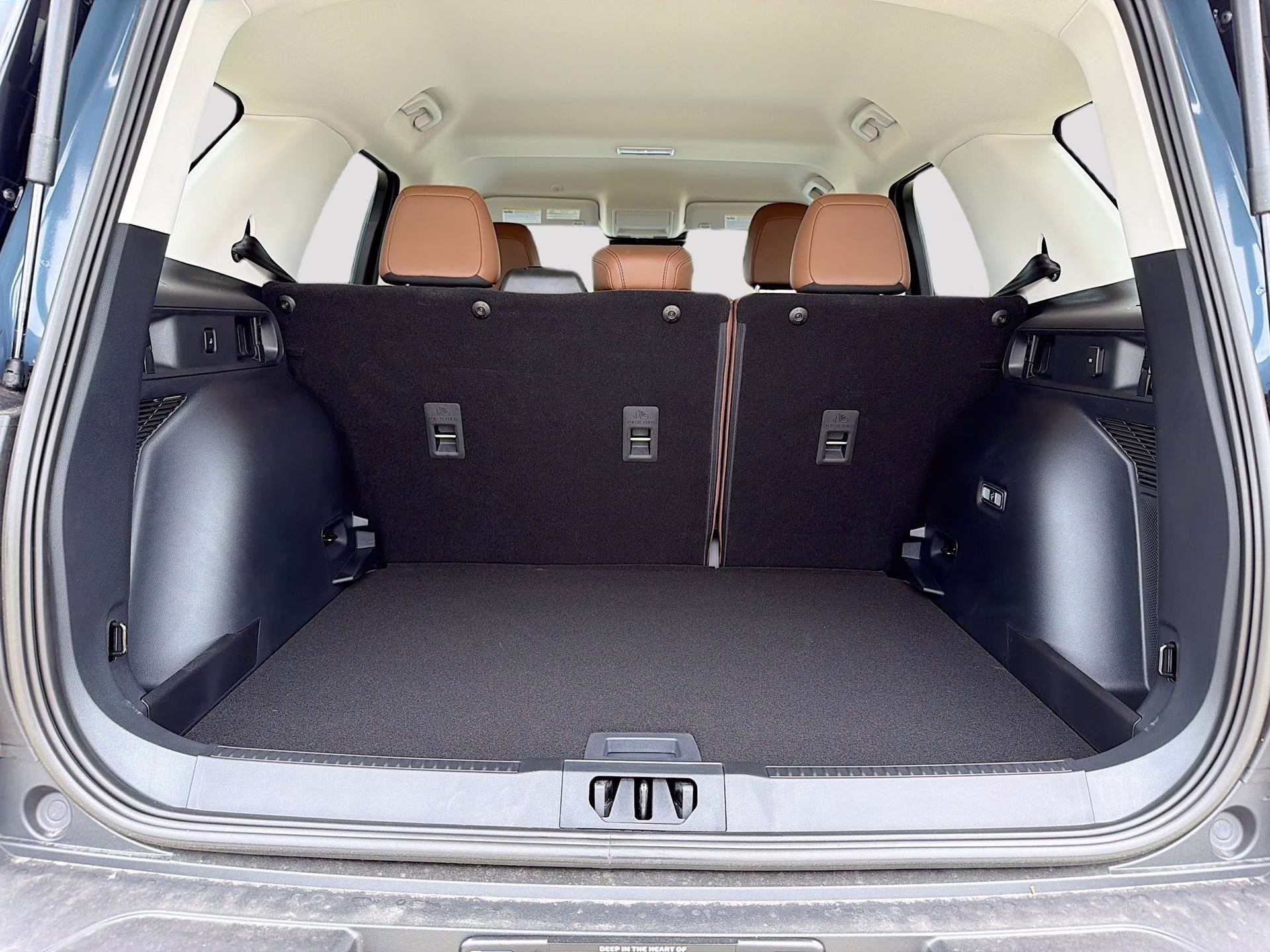 2026 Azure Gray Met Tri-Coat Ford Bronco Sport Outer Banks 4X4 SUV