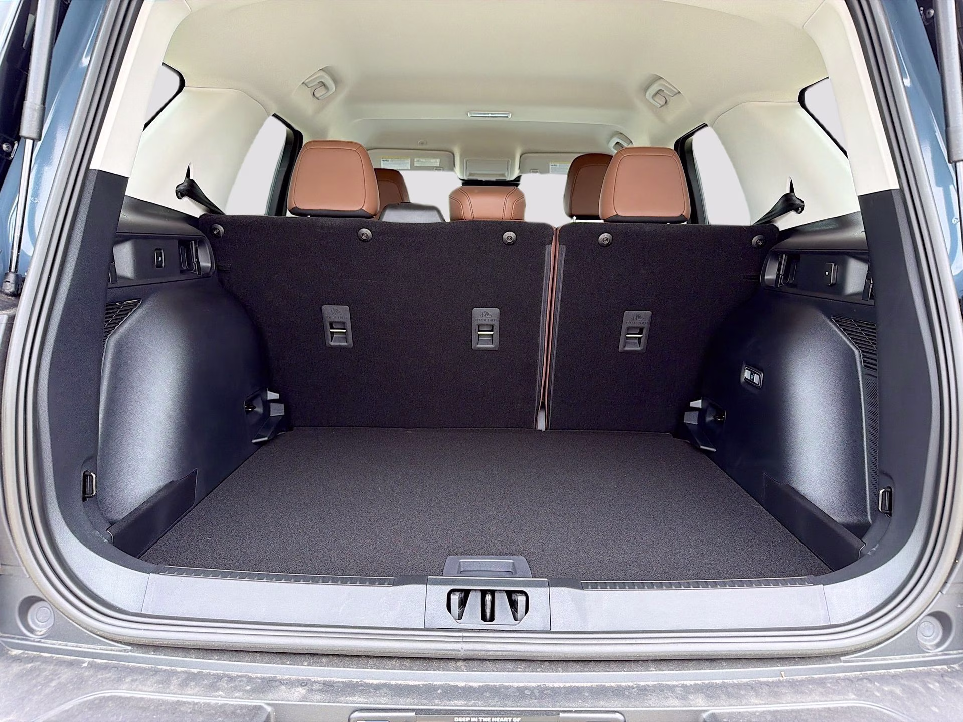 2026 Azure Gray Met Tri-Coat Ford Bronco Sport Outer Banks 4X4 SUV