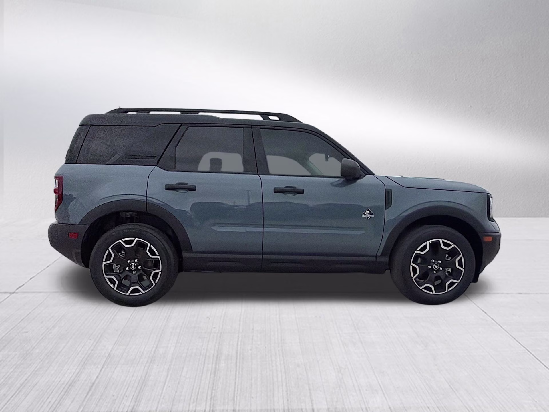 2026 Azure Gray Met Tri-Coat Ford Bronco Sport Outer Banks 4X4 SUV