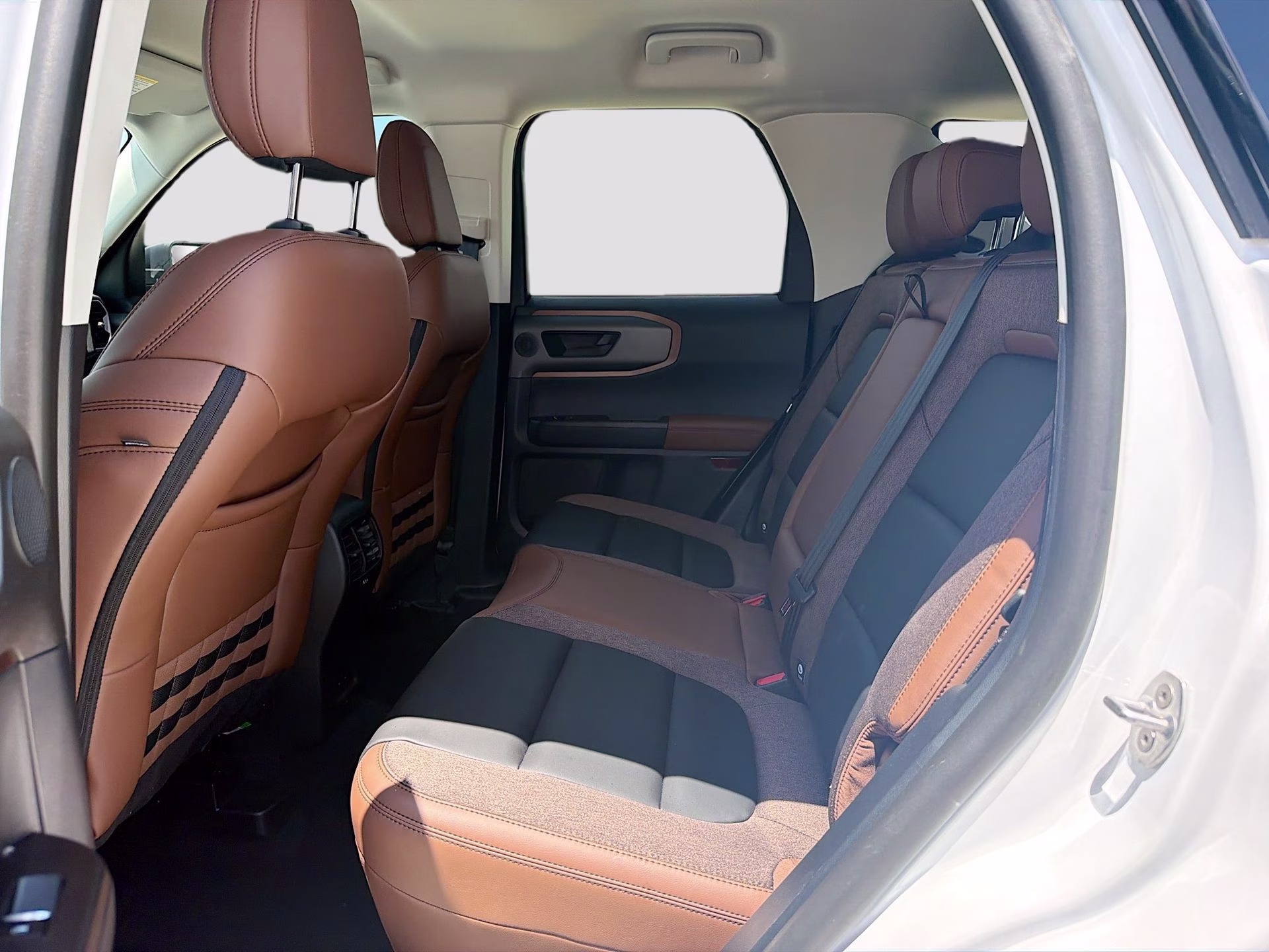2026 Oxford White Ford Bronco Sport Outer Banks 4X4 SUV