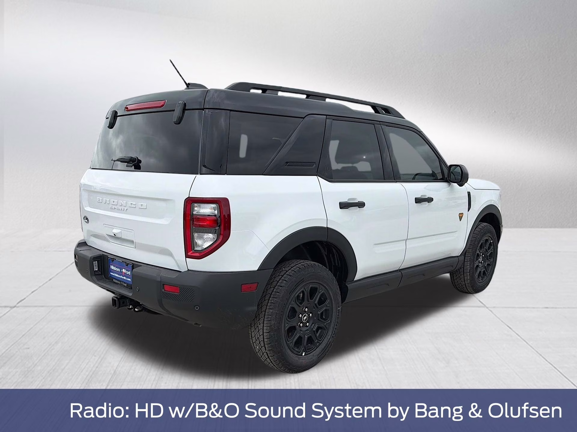 2026 Oxford White Ford Bronco Sport Badlands 4X4 SUV